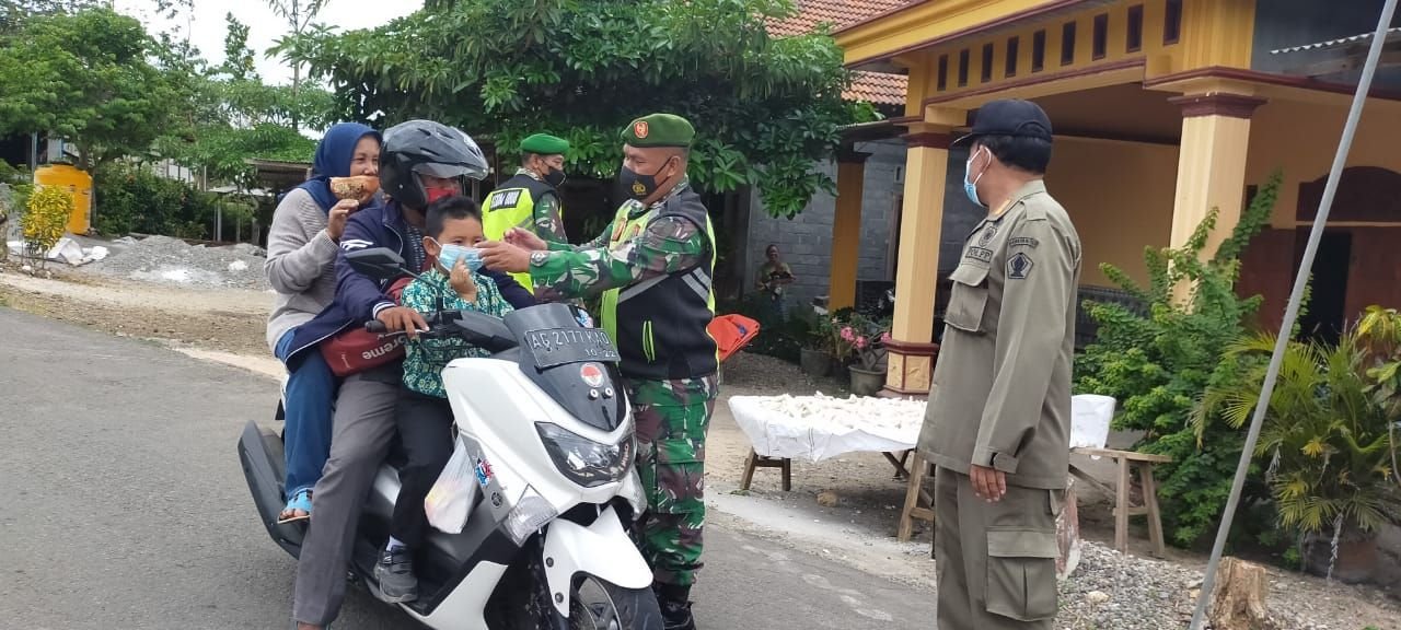 Kodim 0808/Blitar bersama anggota Polri, Satpol PP dan BPBD, kembali menggelar Operasi Yustisi di wilayah Teritorial Kodim 0808/Blitar.