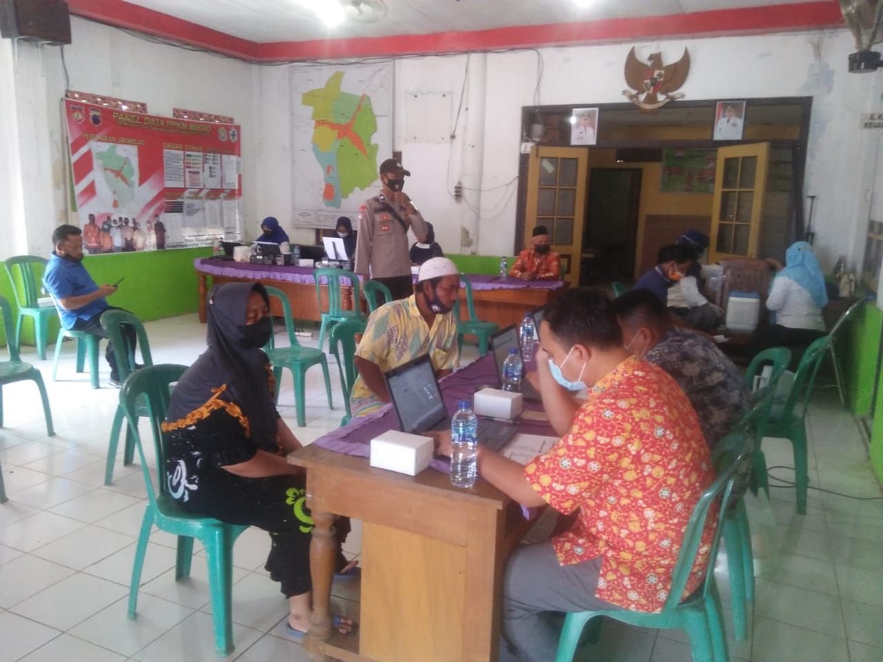 Polsek Pegandon melakukan monitoring vaksinasi masyarakat di wilayah kecamatan Ngampel Kabupaten Kendal
