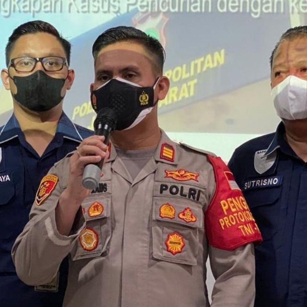 Kapolsek Kalideres AKP Hasoloan Situmorang di Mapolsek Kalideres