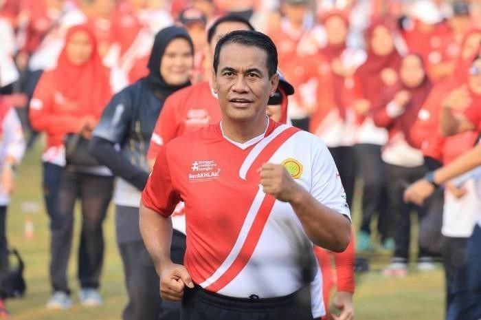 Potret Menteri Pertanian (Mentan) RI Andi Amran yang sebut potensi keuntungan bisnis usaha tani bagi para petani milenial.