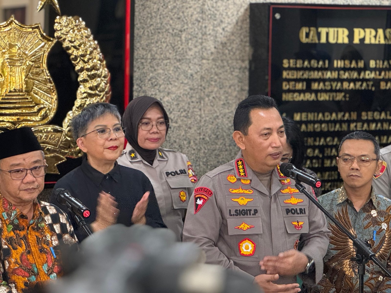 Kapolri Jenderal Listyo Sigit Prabowo berserta jajarannya