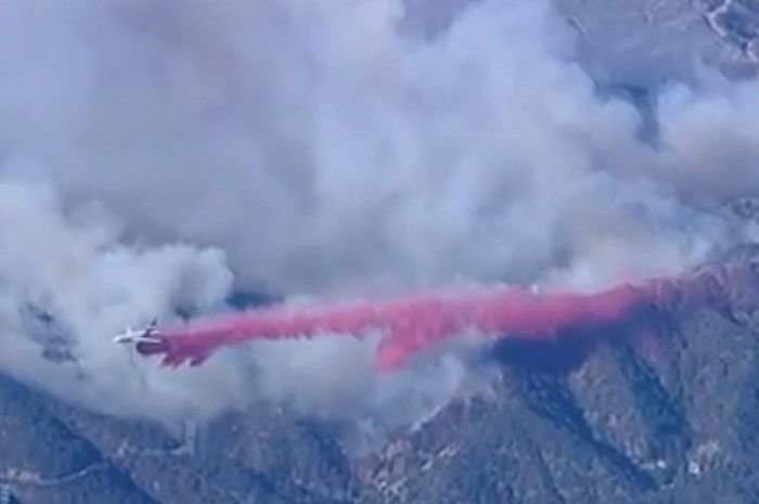 Foto kebakaran di Los Angeles
