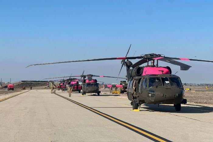 Potret pasukan militer di California yang membantu proses evakuasi kebakaran di Los Angeles, Amerika Serikat (AS).