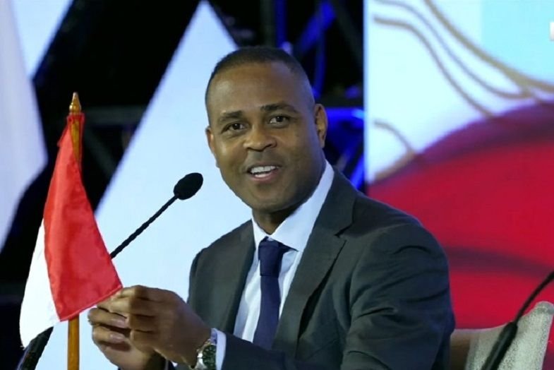 Potret juru taktik anyar skuad Timnas Indonesia, Patrick Kluivert yang sebut pemain lokal akan menjadi jantungnya Tim Garuda di bawah kepemimpinannya.