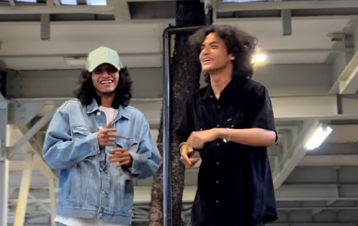 Bintang Badjideh dan Vadel Badjideh saat unggah konten dance di Instagram.