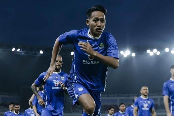 Menyoroti laga ‘el clasico’ Persija Jakarta vs Persib Bandung yang bakal digelar di Stadion Patriot Candrabhaga, Bekasi, pada Minggu, 16 Februari 2025.