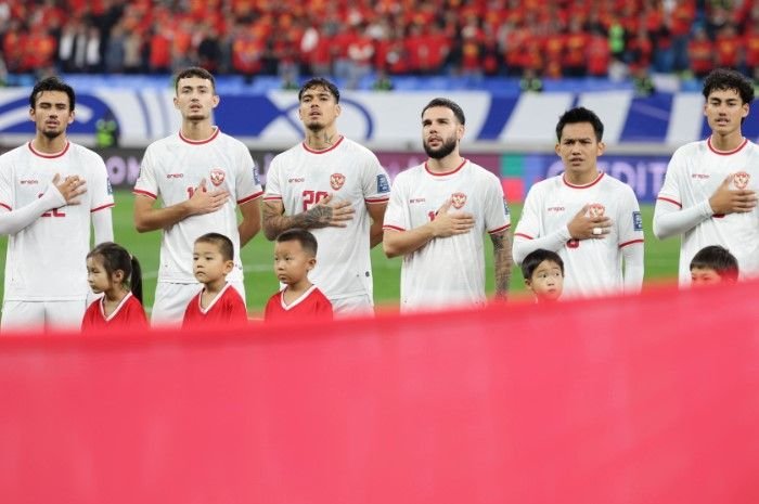 Potret para pemain Timnas Indonesia dalam laga kontra China di ajang Kualifikasi Piala Dunia 2026 Zona Asia.