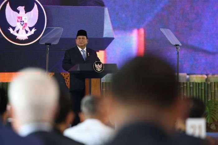 Potret Presiden RI Prabowo Subianto saat acara peresmian Daya Anagata Nusantara (Danantara).