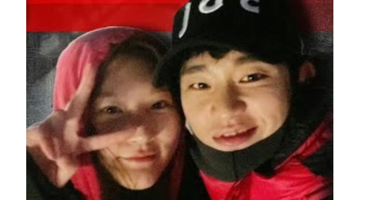 GaroSero unggah foto baru Kim Soo-hyun dan Kim Sae-ron.
