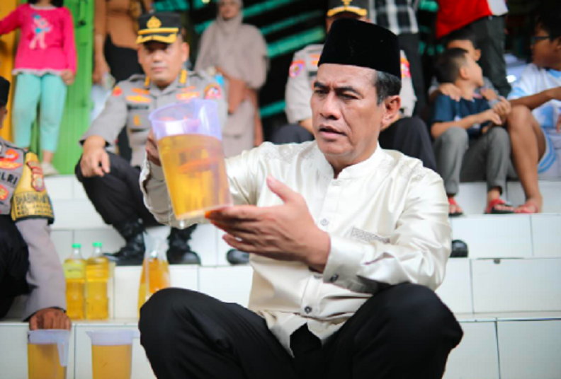 Menteri Pertanian, Andi Amran Sulaiman saat Melakukan Sidak di Pasar Lenteng Agung, Sabtu 8 Maret 2025.