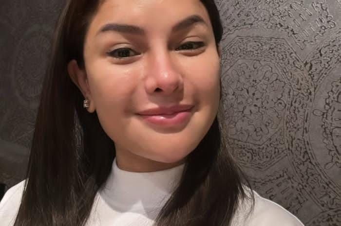 Sahabat dekat Nikita Mirzani ini mengungkapkan kasus penahanannya untuk pengalihan isu kasus korupsi.