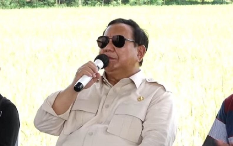 Presiden Prabowo ketika menghadiri panen raya di Majalengka, Senin, 7 April 2025.