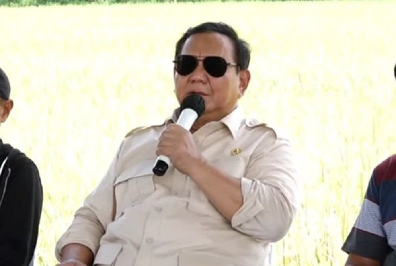 Presiden Prabowo ketika menghadiri panen raya di Majalengka, Senin, 7 April 2025.