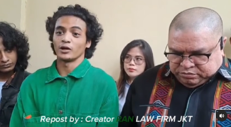 Tangkapan Layar Razman Arif Nasution saat Masih Menjadi Kuasa Hukum Vadel Badjideh.