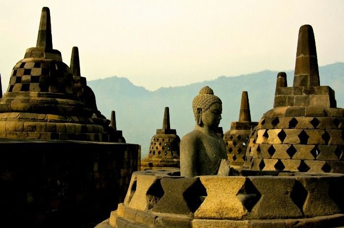 Potret Candi Borobudur di Magelang, Jawa Tengah.