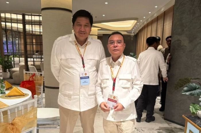 Menteri PKP, Maruarar Sirait (kiri) dan Wakil Ketua DPR RI, Sufmi Dasco.