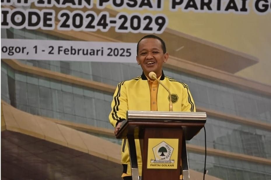 Ketua Umum (Ketum) Partai Golkar, Bahlil Lahadalia, menegaskan Adies Kadir tak lagi menerima haknya sebagai anggota DPR RI.