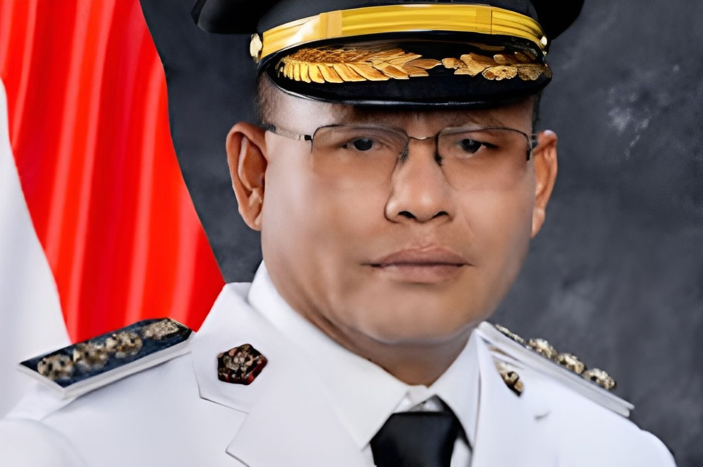 Menyoroti kontroversi Wali Kota Prabumulih, Arlan dalam skandal mutasi Roni Ardiansyah sebagai Kepala SMP Negeri 1 Prabumulih, Sumatera Selatan.