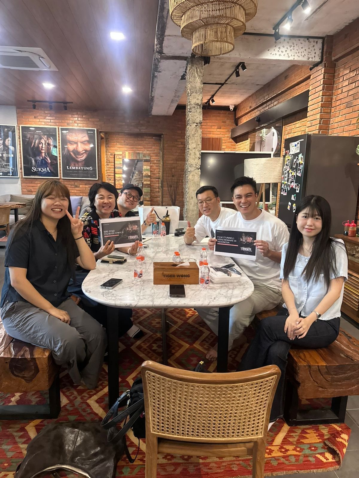 Aktor sekaligus produser Baim Wong berkolaborasi dengan studio film Korea untuk remake film