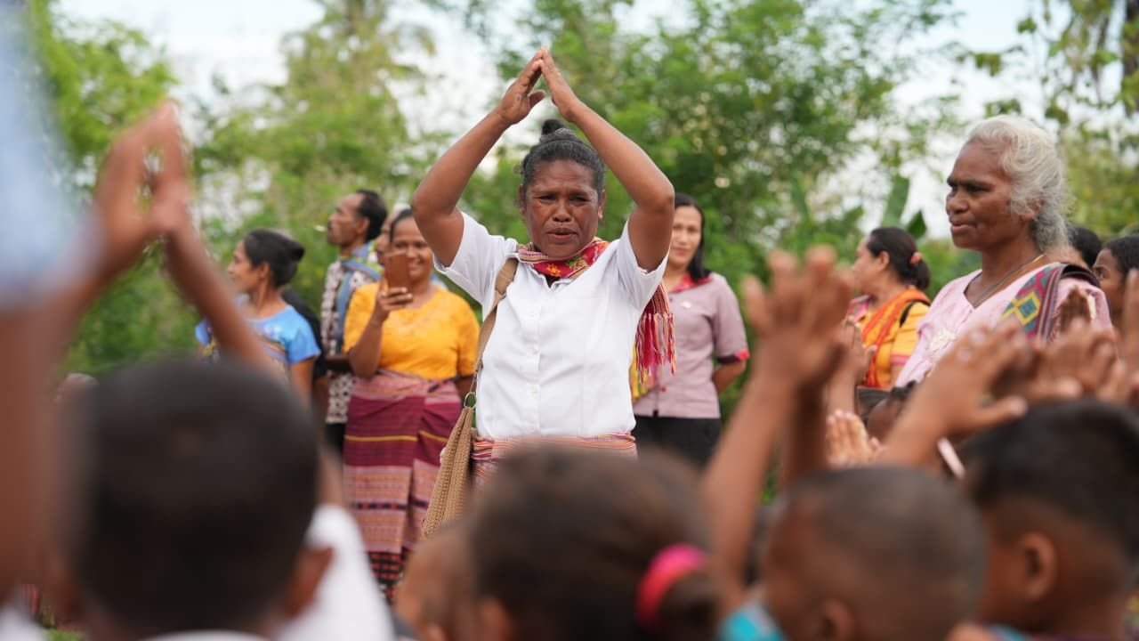 Asnat Nenabu, guru PAUD di Desa Fotila, Amanatun Utara, Timor Tengah Selatan, Nusa Tenggara Timur (NTT)