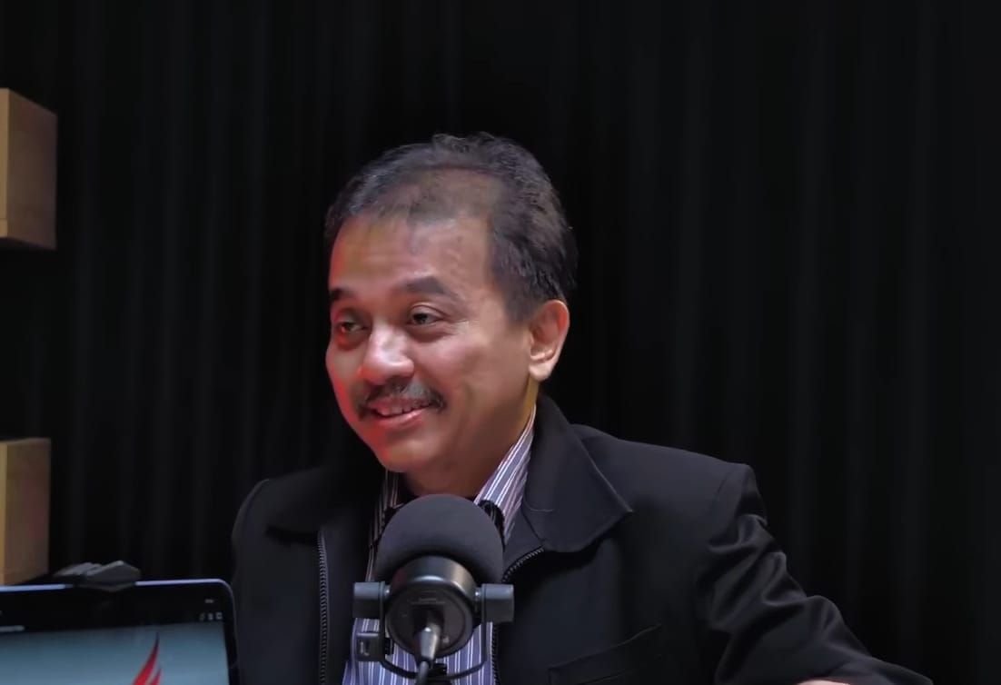 Roy Suryo bocorkan perilisan buku tentang Wapres Gibran Rakabuming.