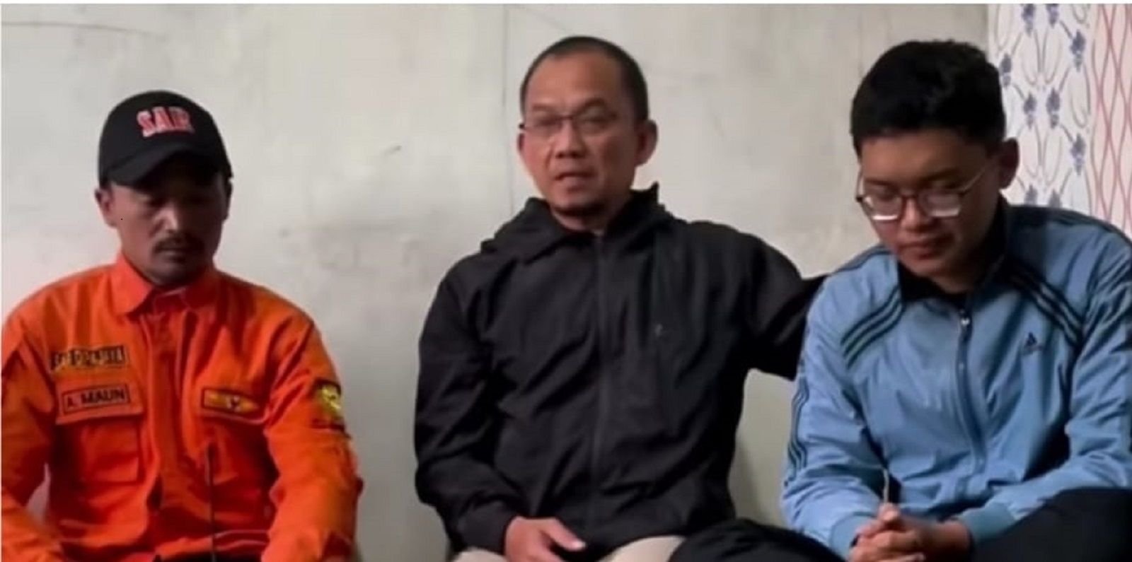 Ayah mendiang Syafiq Ali, pendaki yang hilang di Gunung Slamet, mengatakan akan menyayangi Himawan seperti anak sendiri.