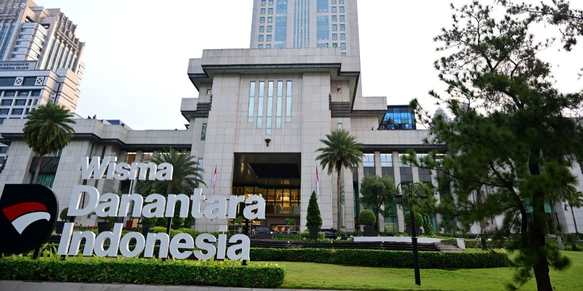 Rencana konsolidasi 15 perusahaan asuransi BUMN menjadi tiga entitas utama menandai babak baru penguatan industri jasa keuangan non-bank nasional.