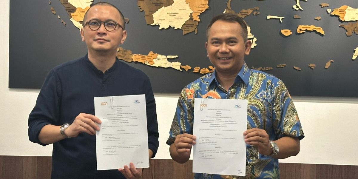 Kegiatan MoU antara CEO Promedia Group, Agus Sulistriyono (kanan) dengan Ketua Indonesia Creative Cities Network (ICCN), Vicky (kiri) di Jakarta, pada Kamis, 12 Maret 2026.Ilustrasi foto.