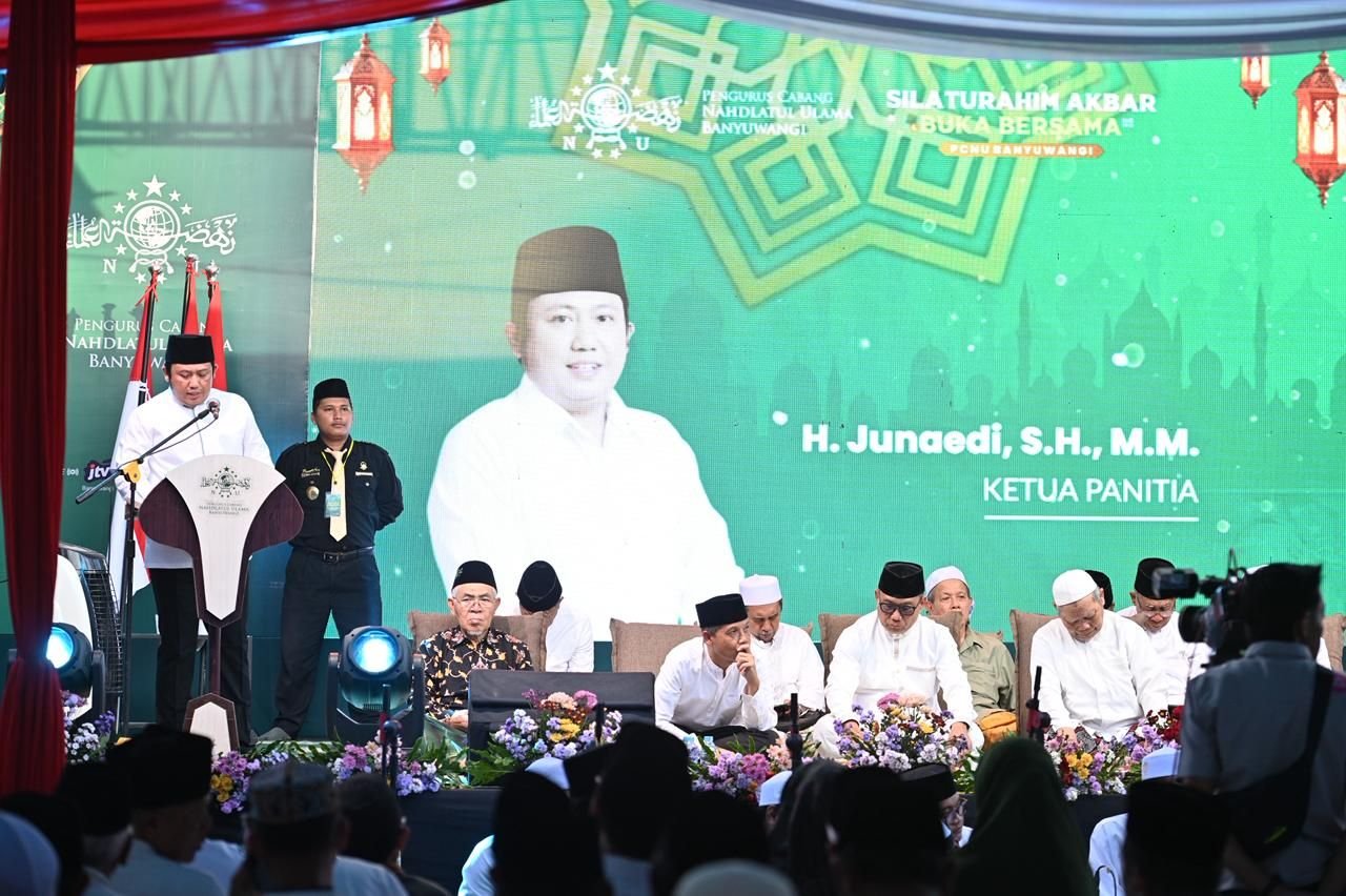 Acara bertajuk &rdquo;Silaturahim Akbar dan Berbuka Puasa PCNU&rdquo;. Peserta yang hadir dari ranting, MWC, dan PCNU.