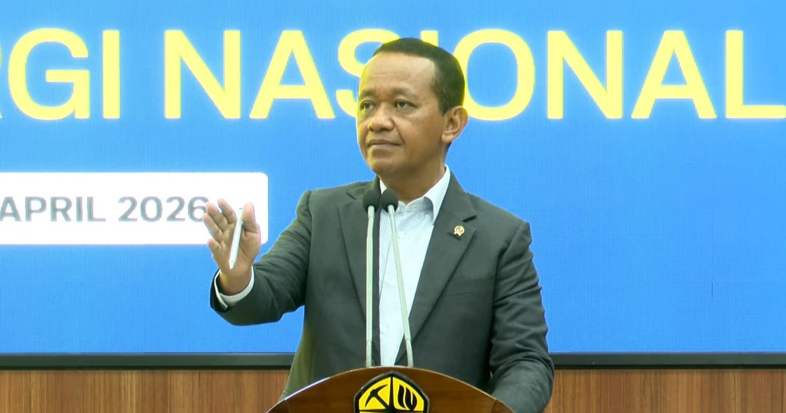 Menteri ESDM buka suara soal harga BBM nonsubsidi Pertamax.