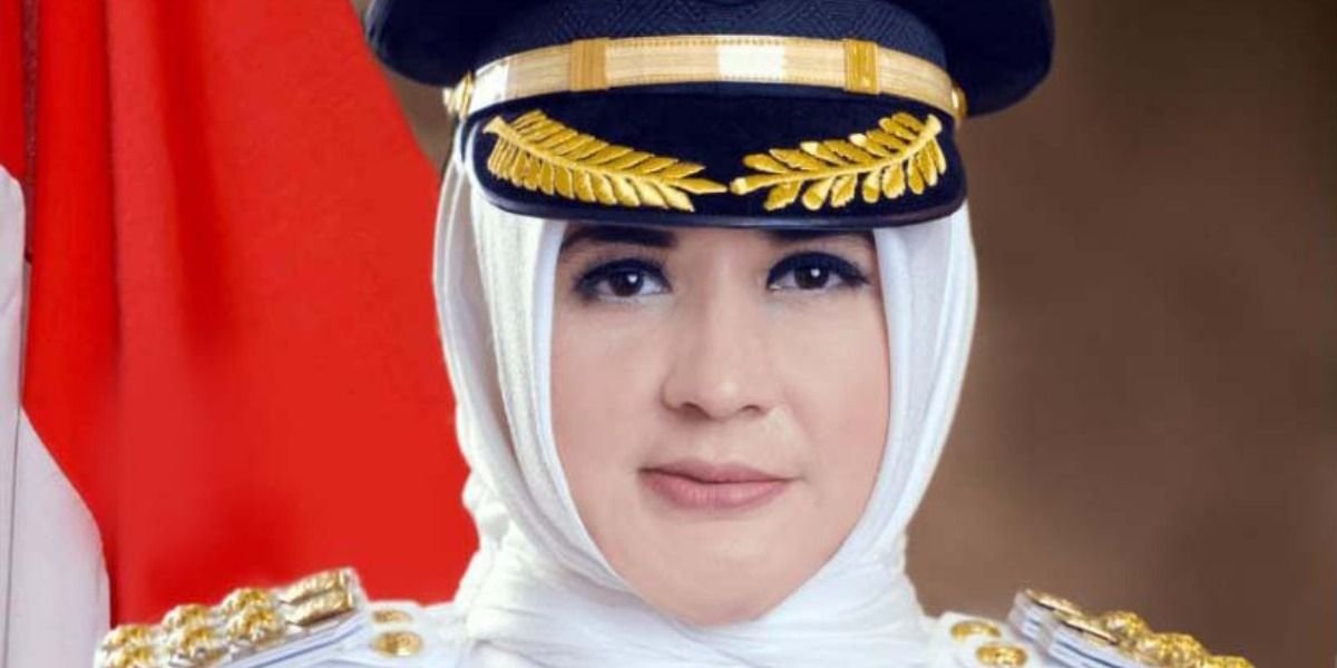 Menyoroti fakta terkini yang diungkap KPK terkait kasus dugaan korupsi yang menjerat Bupati Pekalongan Nonaktif, Fadia Arafiq.