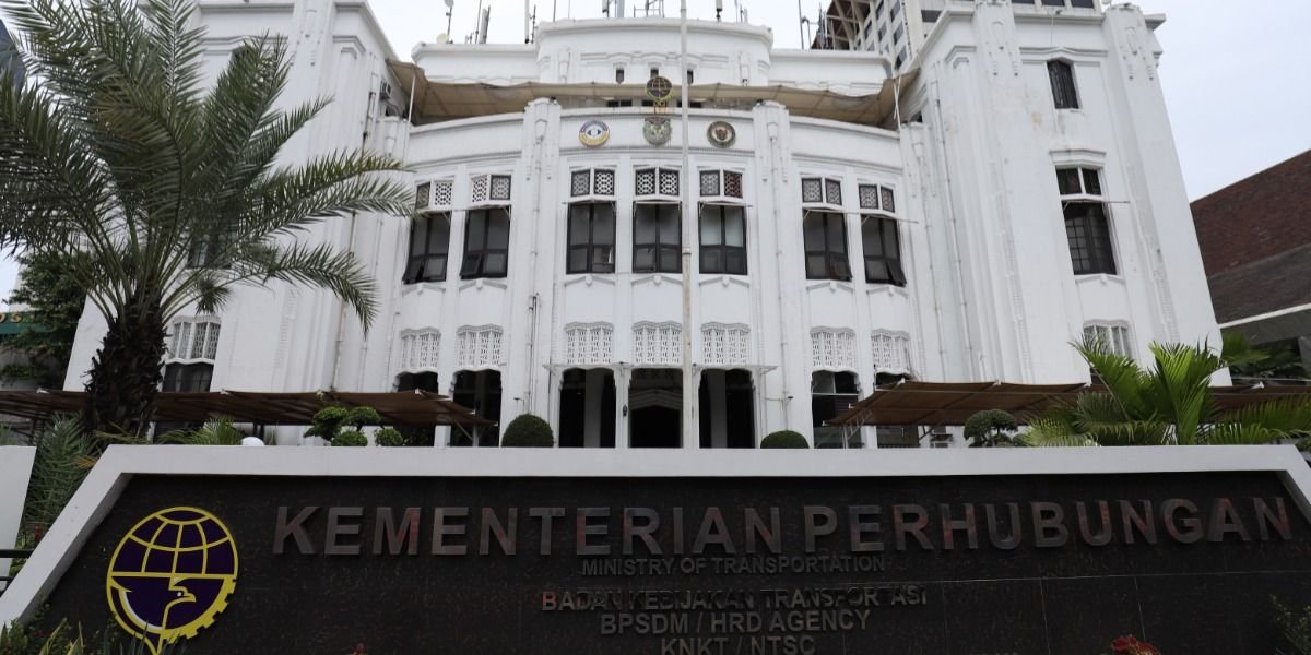 Menyoroti penuturan fakta terkini yang diungkap KPK terkait dugaan kasus suap dan gratifikasi di lingkungan DJKA Kemenhub.