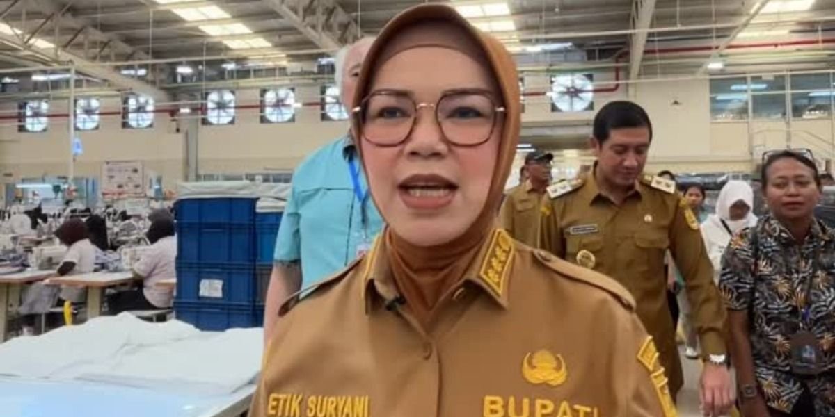 Menyoroti dugaan kasus pemerasan yang menjerat Bupati Sukoharjo, Etik Suryani usai operasi tangkap tangan (OTT) KPK.