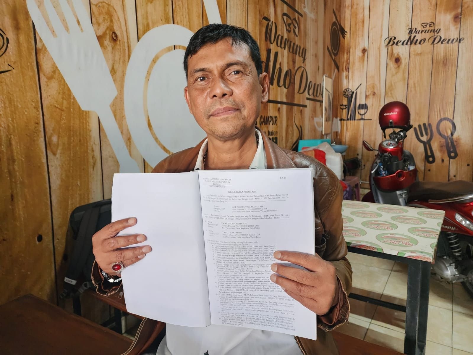 praktisi hukum asal Banyuwangi, Irfan Hidayat.