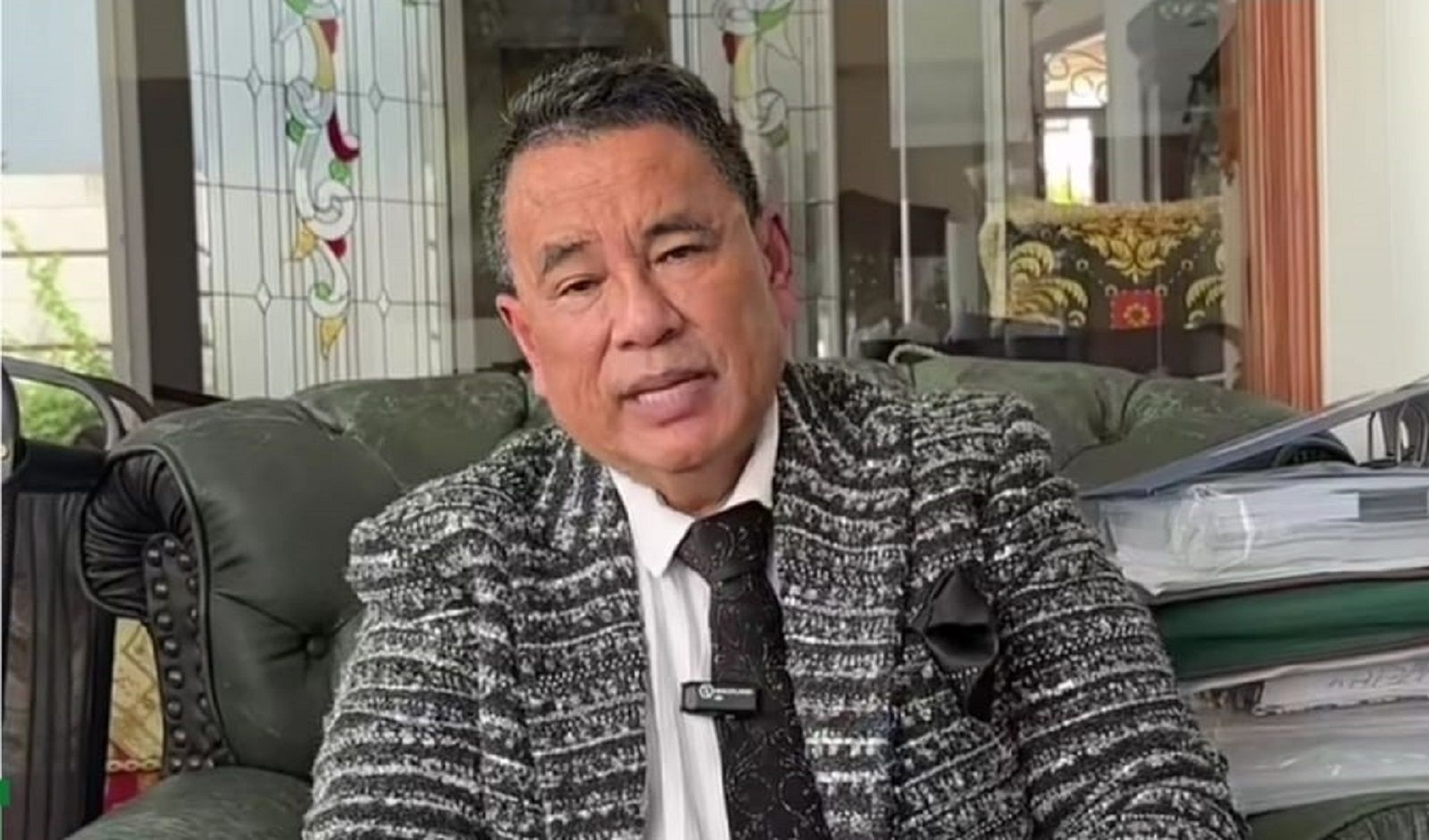 Hotman Paris menyampaikan permintaan maaf kepada Presiden Prabowo.