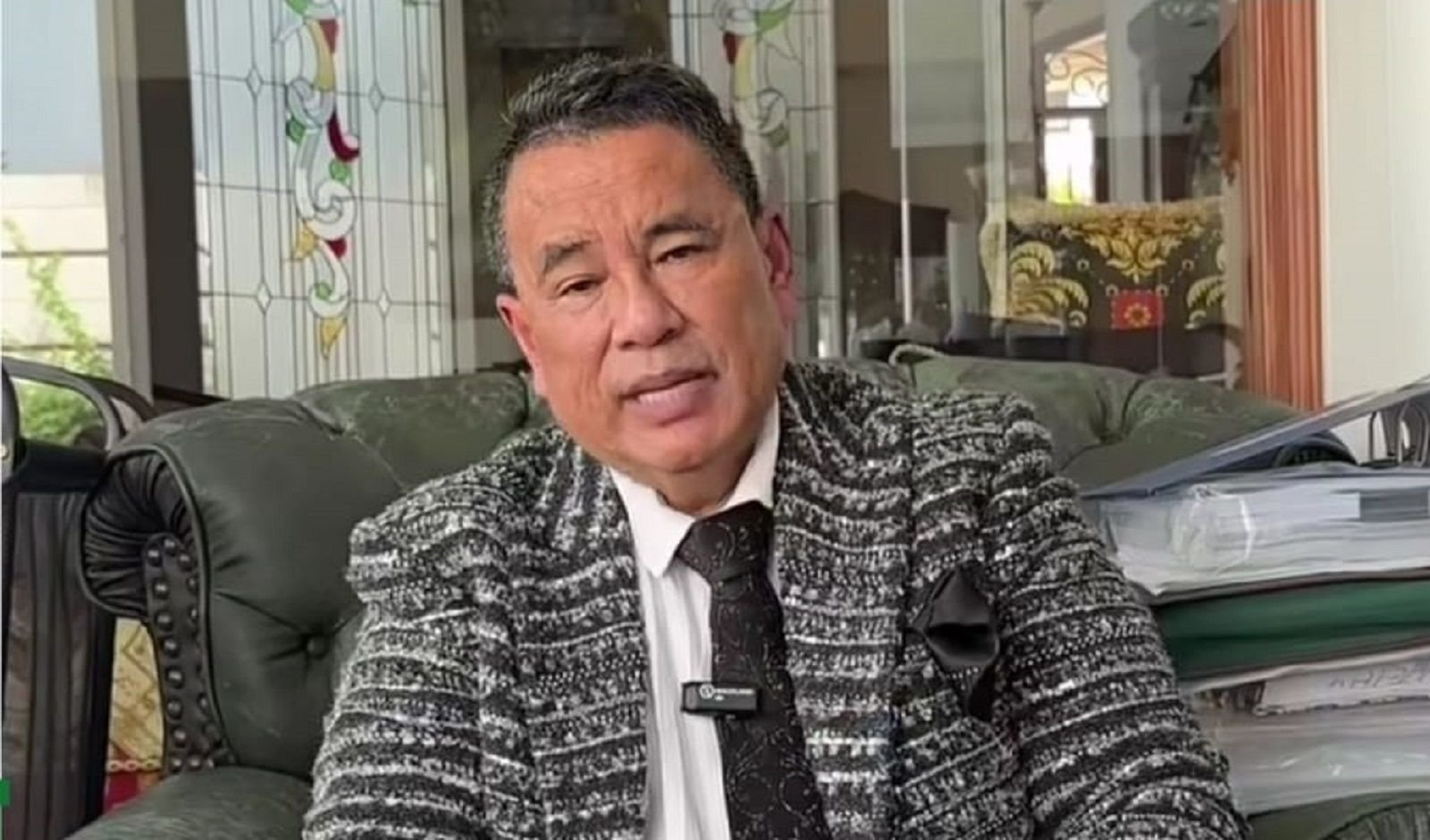 Hotman Paris menyampaikan permintaan maaf kepada Presiden Prabowo.