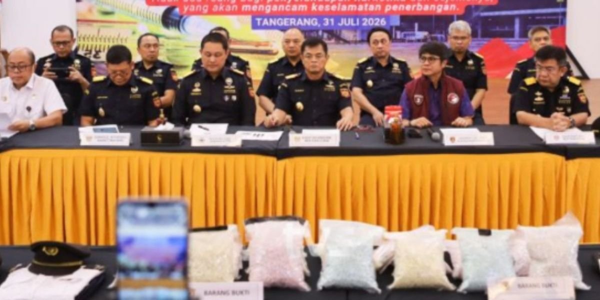 Menyoroti fakta terkini soal dugaan kasus penyelundupan narkoba oleh Kopilot Malaysia ke Indonesia.