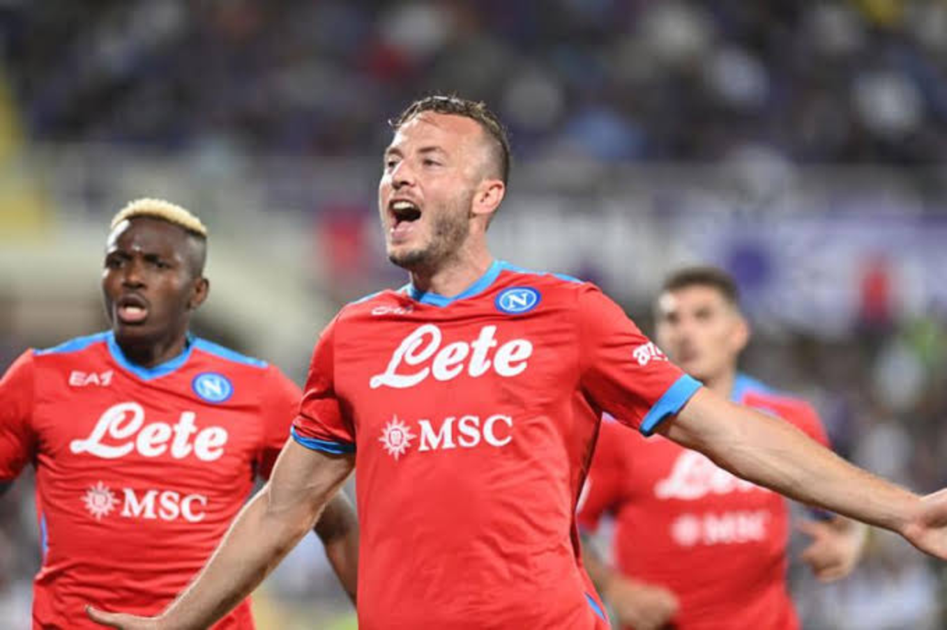 KlasAC Milan Tergusur Napoli di Puncak Klasemen