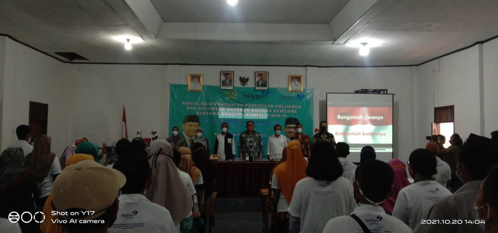 Polsek Sukorejo laksanakan kegiatan pengamanan Reses anggota DPRI komisi IX Drs Fadholi bersama Wakil Bupati Kendal H Windu Suko Basuki bertempat di Aula Balaidesa Kalipakis Kecamatan Sukorejo Kendal