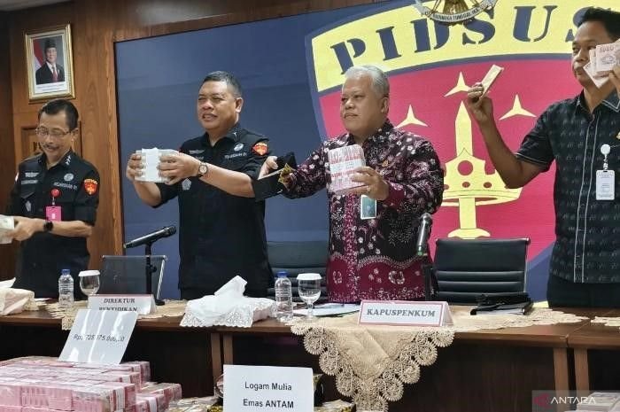 Berikut ini ulasan terkait fakta dibalik penangkapan Ronald Tannur, anak pejabat yang terlibat kasus penganiayaan berat di Surabaya.