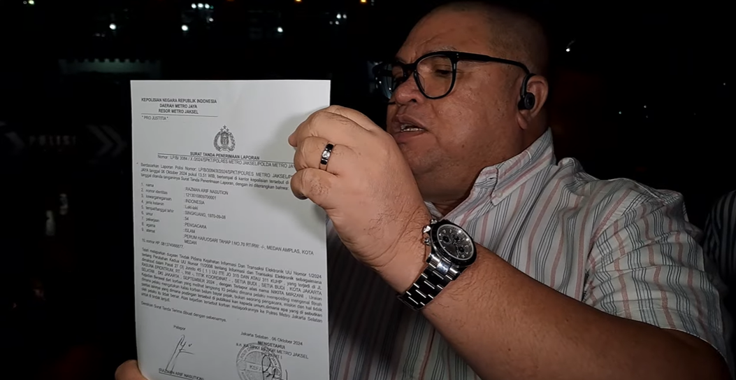Keterangan Kuasa Hukum Keluarga Vadel Badjideh, Razman Arif Nasution.