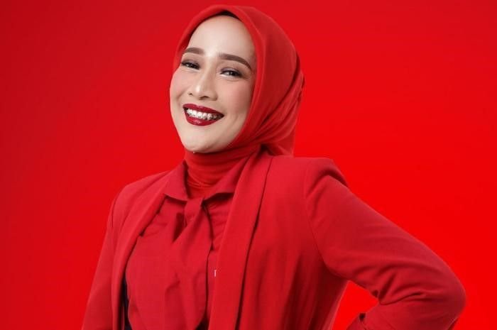 Potret Caleg Banten Tia Rahmania.