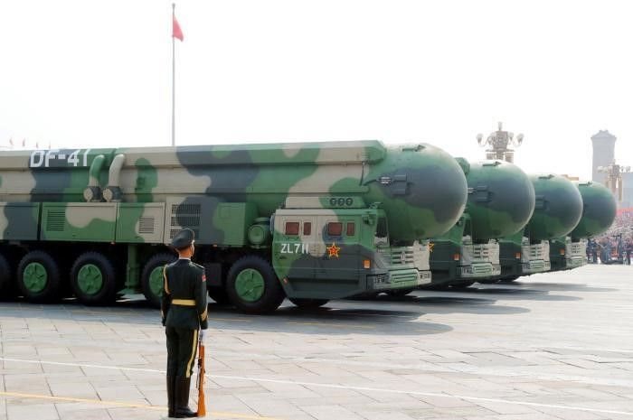 Potret Rudal Balistik Antarbenua China.