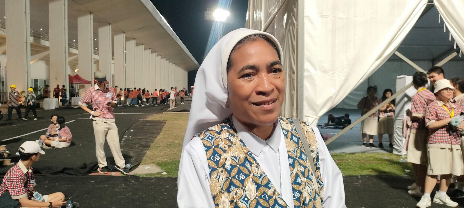 Sister Maria Korsita, Kepala Sekolah SMP Notredame, Tambun, Bekasi.