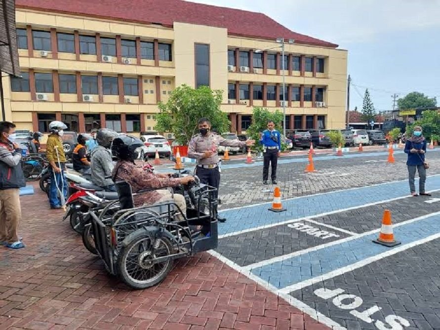 Polri salah satu bagian yang memperhatikan dan memberikan pelayanan berkualitas terhadap kaum rentan anak dan penyandang disabilitas.